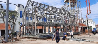 Nhà thép nâng hạ